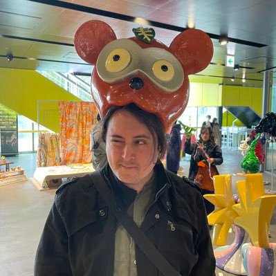 Game designer, writer, editor | #2 bubble wizard in all the land (disputed) | occasional translation | Hapa (Hawaiian, Korean, Haole, etc), 🏳️🌈, He/him