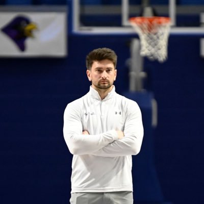 JCounts23's profile picture. Webber International MBB