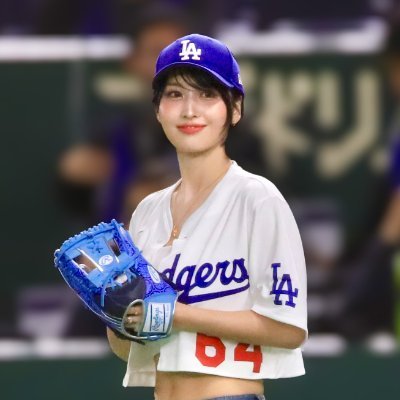9WICE only | district 3 | TWICE & MISAMO | Updates on #MOMO #모모 #もも #モモ | yes I am Momo waiting room | LIL FANTASY vol.1 out now | streaming mochine | t9r |