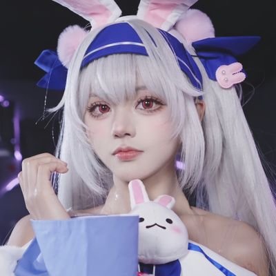 阿抽崽是一位来自中国🇨🇳的cosplayer,此账号非本人,仅做作品与cos图片分享,感谢关注!❤️@Akane_ACZ
