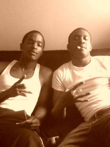IM IN LOVE WITH THE MONEY & BADD BITCHZ..