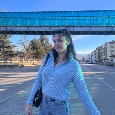 Fatmaaok_'s profile picture. 🎀