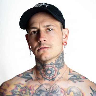 KrysisMars's profile picture. krysismars.eth Athlete 👾 musician 🎤Producer @ Krysis Mars 👻 NFT Holder @thechrishughes