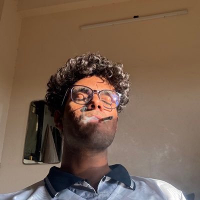 kudumbavilakku's profile picture. ayyo