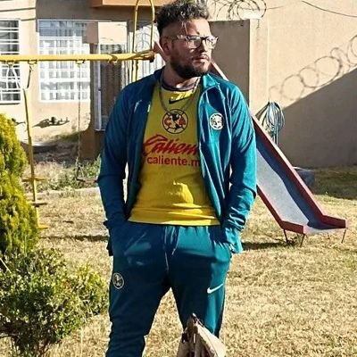 Americanista 💛💙🦅
#RealHastaLaMuerte 👹
Amo el fútbol ⚽
Estudiante de Ingeniería en Sistemas en el TESE 💚💚
Venta de ropa deportiva para mujer🙌🏽