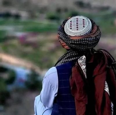 آمدیم!
تا توقف کنیم، بمانیم و برویم...
خوش بحال آناني که استوار ايستادند، مستحکم ماندند و روی سفید رفتند. نظام که بخون آبياري شده قدرش را بدانيم،