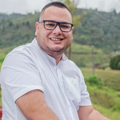 Sanfervas's profile picture. Exconcejal de Caldas Antioquia, Comunicador Periodista, especialista en Alta Gerencia Estratégica. Tengo una familia maravillosa. Nací para servir.