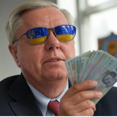 Б'ється за Київ сильніше, ніж за Південну Кароліну 🇺🇦💙
вони/їх