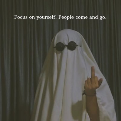 radiohistory123's profile picture. ||FCbayern in heart| MULLERED || RIGHT IS ALWAYS RIGHT||History freak|| PBKS