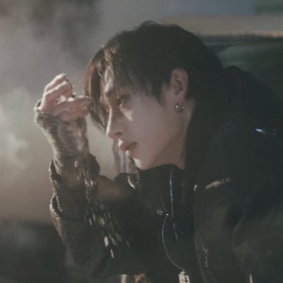 leebitvs's profile picture. i like it baby || 19