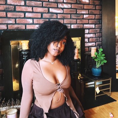 MalayaYue's profile picture. 𓍊𓋼𝑷𝒔𝒚𝒄𝒉𝒐𝒏𝒂𝒖𝒕𝒊𝒄𓋼𓍊   IG: Malaya.yue