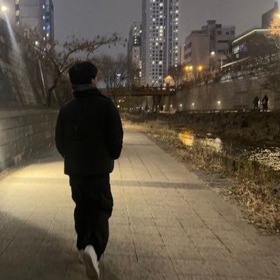 charlesflrs_'s profile picture. 