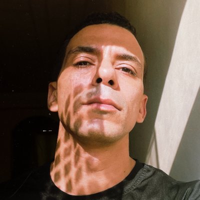 elsweissy_'s profile picture. i don't pay attention to the world ending, it has ended for me many times and began again in the morning.