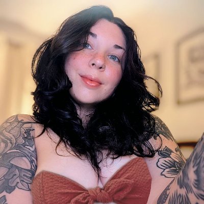 leahafterdarkk's profile picture. Twitch streamer, content creator, professional yapper & more...  https://t.co/NCc2fAjlqN - Free OF ⤵ 🔞 https://t.co/OUg6NOAgcv to see it all !