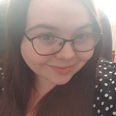 Should not be allowed on twitter after midnight.
Married with kids.