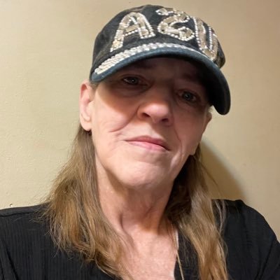 57adb26692064bc's profile picture. Dance like no one’s watching 🙌🇺🇸  CashApp $Joyousjoy4evr 🌸☺️❤️🌸🙏🇺🇸🙏