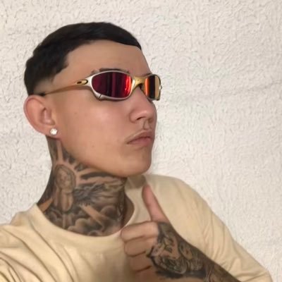 saber esconder a dor não significa que dói☘️