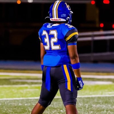 LIVE OAK HIGH SCHOOL/Class of 27/5’8/ 200lbs/ LB, RB /email: davinkendrickw19@gmail.com/phone :225-380-6521/louisiana/3.6gpa