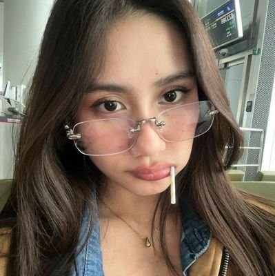 FlorPat9's profile picture. the sun on your eyes 정호석 💜