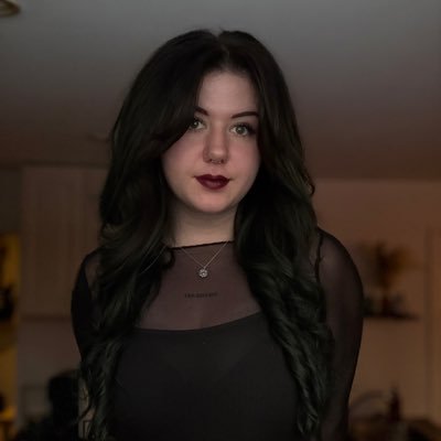 embertatz's profile picture. Thank you for being here 🫶🏻  Junior Tattoo Artist