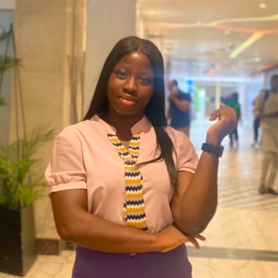 fola_simply's profile picture. Virtual Assistant | Biochemist| UI/UX Designer.