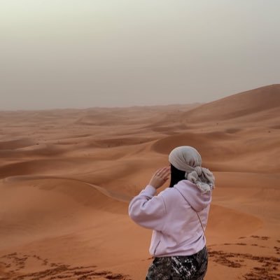 danieelagt's profile picture. i told the moon about you