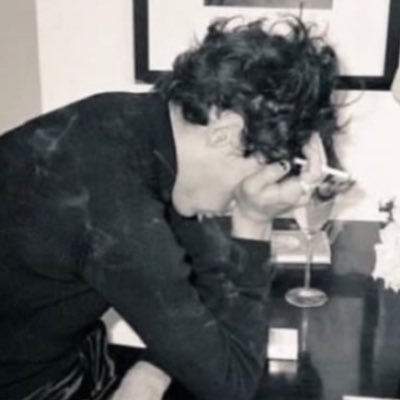 efffmepumps's profile picture. diary of a thoughtless girl