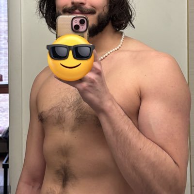 6’5 🏳️🌈🇮🇹 26 y/o Southern Dom/svc/🤜 top; semipro back blower outer & prostate whisperer; 18+ (he/him)
