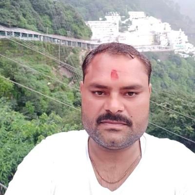 जो सभी का मित्र होता है!
वो किसी का मित्र नहीं होता है