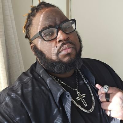 C.E.O of Phase 50 Entertainment and Digital @FrankoThePen Suspended @ 3k Host of Podcasts: Bitchin By The Bar and PSA from the CNA, Big Man Onlyfans Top 1%