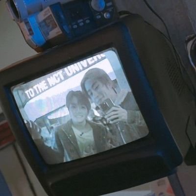 tulipdates's profile picture. 📝📝📝