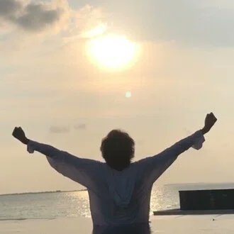 getover_exam's profile picture. 誰よりもひどい受験失敗経験から、30代後半の今同じ経験をした人を救えたらと思っています。
・高校受験：失敗
・現役時：模試学年1位→全敗
・浪人時(07年)：慶應義塾大学(法)模試で3位→補欠Bで結果不合格
・明治学院で仮面2浪目：全敗→有名ゲームで全国大会優勝→4年次中退