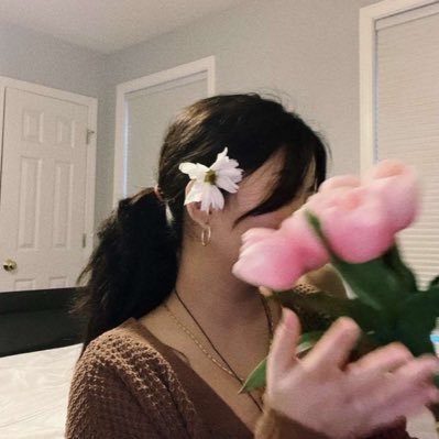 urew4_4's profile picture. لاشي