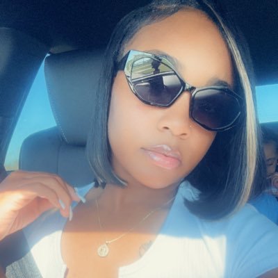 Queen of Leo since 1996 ♌️To know me is to love me 💋