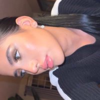 MARI (@mari_trades5) 's Twitter Profile