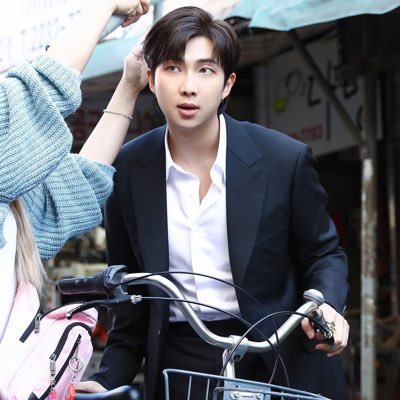 thebikingkoala's profile picture. RPWP - Right Place Wrong Person | Namjooning life away 🌱 | Joon focussed account by an ARMY - what you assume is not my problem