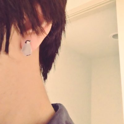 ___PENGUlN___'s profile picture. Life Goes On | 🔞age 18+ nsfw | 🏳️‍🌈 Gay | 6 inches | Living in Japan for over 20 years 🇯🇵 | 我会说日语⚡️