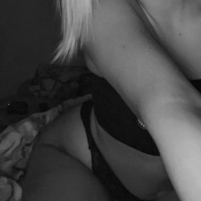 blondieboo2006's profile picture. 19 petite Welsh girl🤭Adult content creator 🔞solo creator👀I get up to all kinds of fun come check me out😜