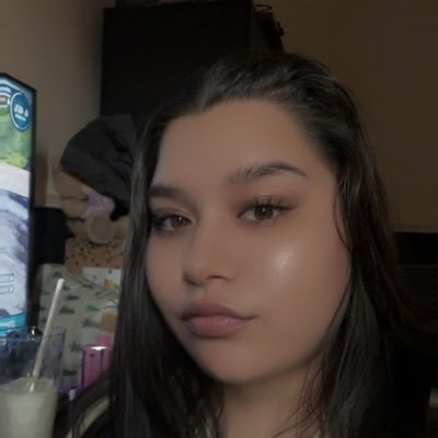 👼🏽