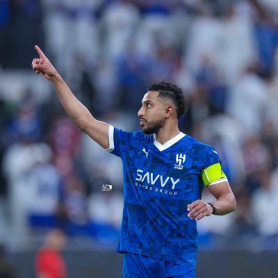و حق اللهہ ما عادت معي تفرق ،،