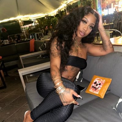 Instagram: TommiGunnz ♎️🌴💜🧚🏽 Tight Hole Clean Skin Tommi🍑🥳 DM FEE 💲20 #payPigsONLY #NOMEETUPS