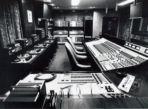 musicworld2012's profile picture. 