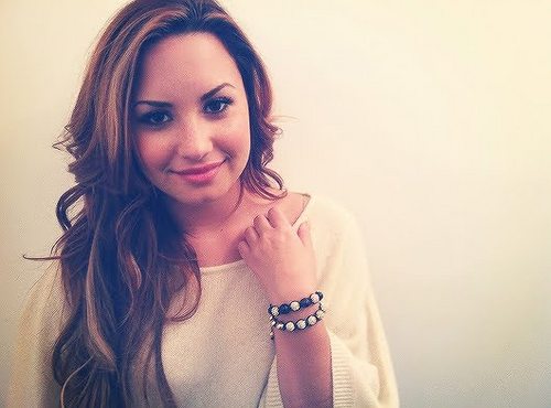 Twittter criado dia 12/03 para homenagear a nossa diva Demetria Devonne Lovato