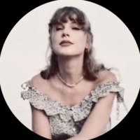 lucy ⸆⸉ (@ncwromqntics) 's Twitter Profile