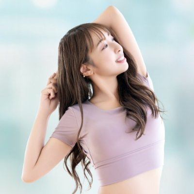 XqdUjr's profile picture. 20代の女子大生👩‍🎓
 着物が大好き👘 
可愛いものに目がない💕  
北海道在住 |
日々の着物コーデやお気に入りの可愛いものをシェアします✨
Amazonアソシエイト参加中です。