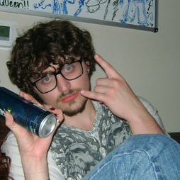 21 years old 6’1/been bullying subs for years -I do it all/ hit me up