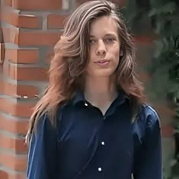 Saxson_musk51's profile picture. I'M SAXSON MUSK SON OF ELON MUSK THE CEO OF TESLA AND SPACEX THIS IS A NEW ACCOUNT