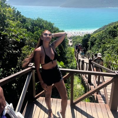 Carioca 021 🇧🇷, Series, Viagem, Praia, Pagode, mãe de menina 👧🏻