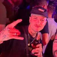 ALEatorio (@v4ns_0n) 's Twitter Profile