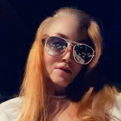 flygurl✈️🌎 Profile